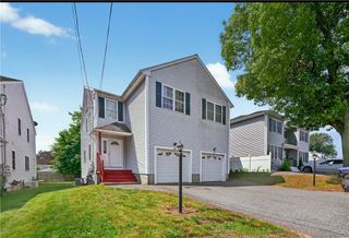 16 Lisi Lane 16, Providence, RI 02904