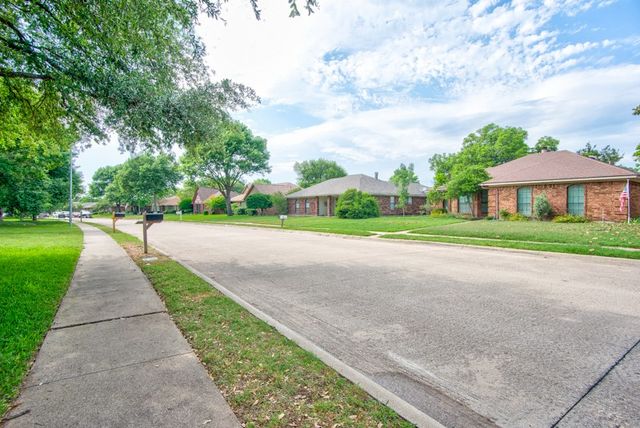 1410 Flameleaf Drive, Allen, TX 75002