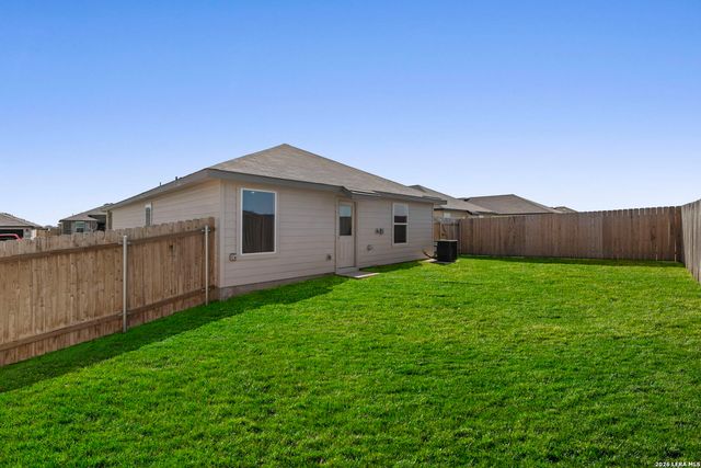 328 Cottonmouth, Seguin, TX 78155