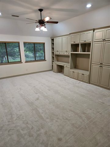 4541 Stonewood Circle, Midlothian, TX 76065