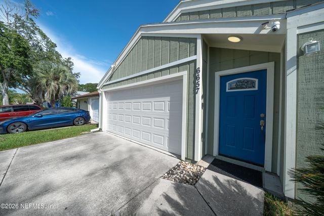 6657 PERIWINKLE Drive, Jacksonville, FL 32244