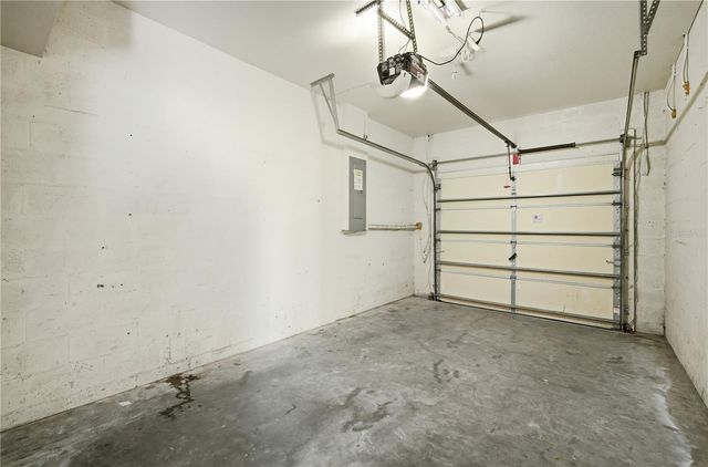 5002 BEECHCRAFT WAY, Seffner, FL 33584