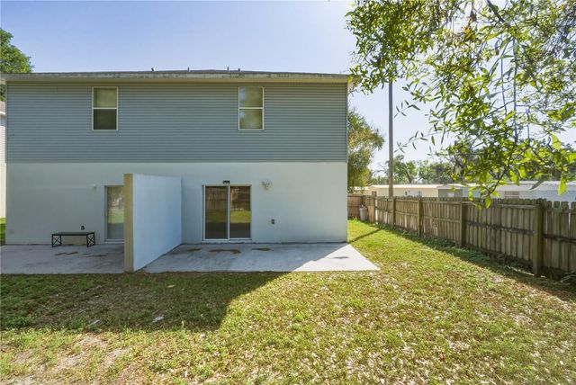 5002 BEECHCRAFT WAY, Seffner, FL 33584