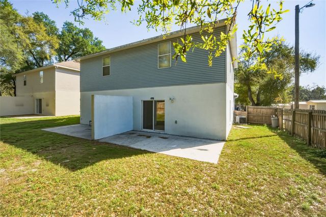 5002 BEECHCRAFT WAY, Seffner, FL 33584