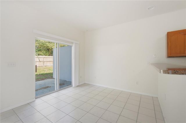 5002 BEECHCRAFT WAY, Seffner, FL 33584