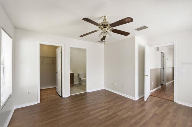 5002 BEECHCRAFT WAY, Seffner, FL 33584