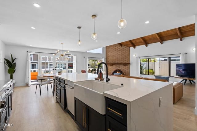 3960 W Hemlock Street, Oxnard, CA 93035