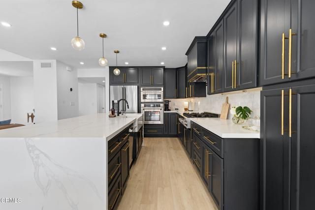 3960 W Hemlock Street, Oxnard, CA 93035