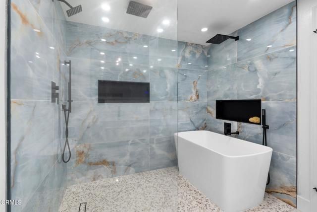 3960 W Hemlock Street, Oxnard, CA 93035