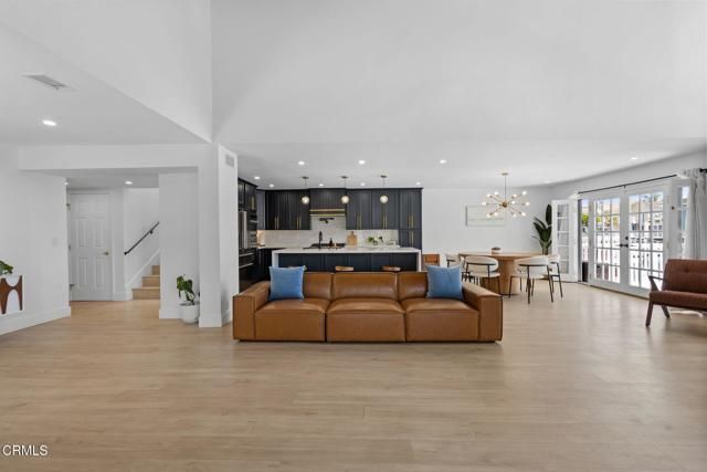 3960 W Hemlock Street, Oxnard, CA 93035