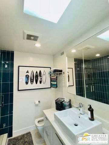 717 N ORLANDO Avenue 03, Los Angeles, CA 90069