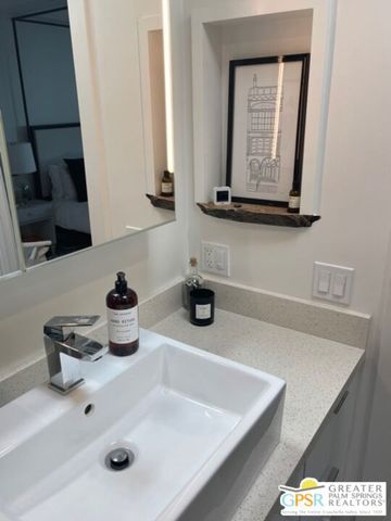 717 N ORLANDO Avenue 03, Los Angeles, CA 90069