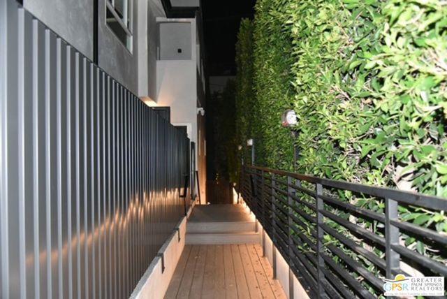 717 N ORLANDO Avenue 03, Los Angeles, CA 90069