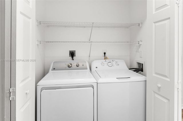 6851 SW 44th St 305, Miami, FL 33155