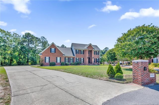 3910 W Bent Grass Drive, Fayetteville, NC 28312