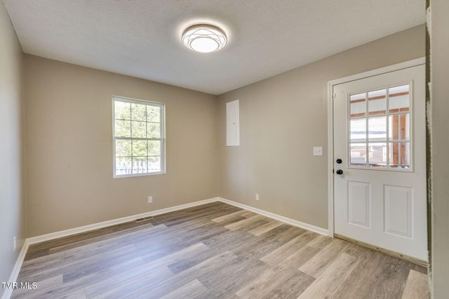 600 North Roan Street, Elizabethton, TN 37643