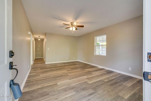 600 North Roan Street, Elizabethton, TN 37643