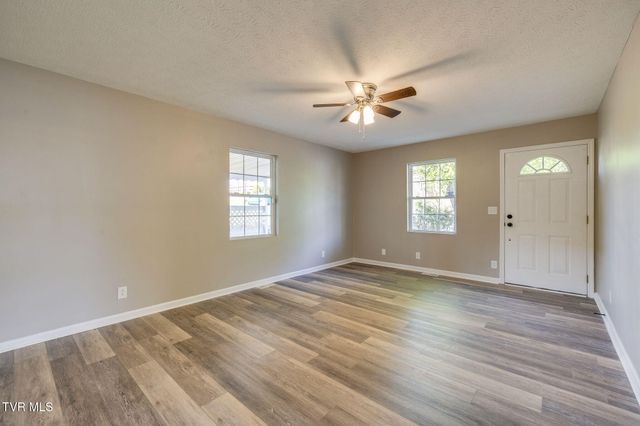 600 North Roan Street, Elizabethton, TN 37643