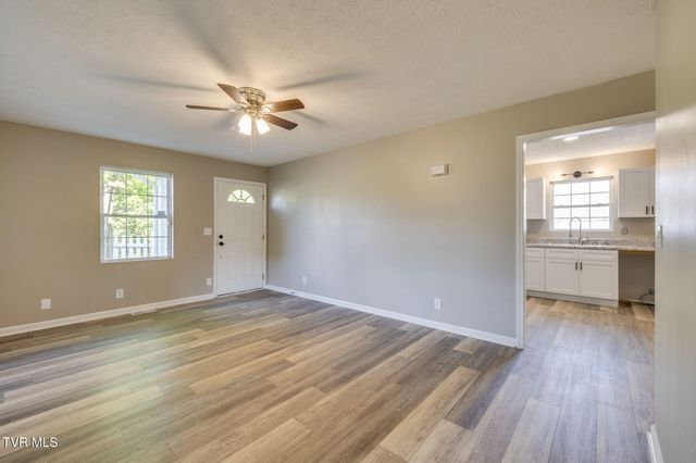 600 North Roan Street, Elizabethton, TN 37643