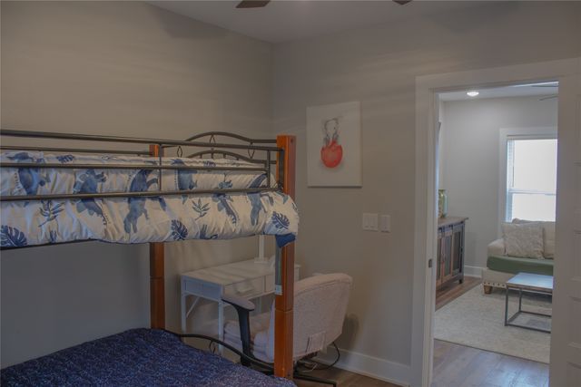 1222 West Street, Des Moines, IA 50315