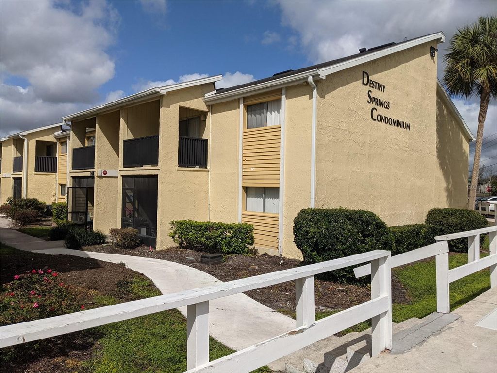 944 LAKE DESTINY ROAD E, Altamonte Springs, FL 32714