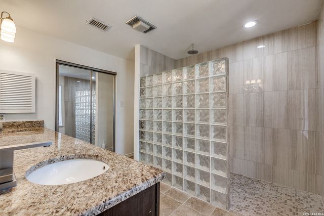 6303 Scrub Jay, San Antonio, TX 78240