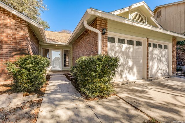 6303 Scrub Jay, San Antonio, TX 78240
