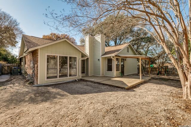 6303 Scrub Jay, San Antonio, TX 78240