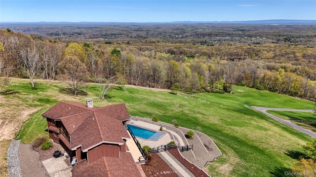 523 Old Mountain Road, Middletown, NY 10963
