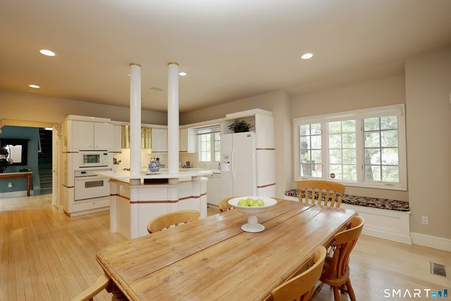 323 Main Street, Ridgefield, CT 06877