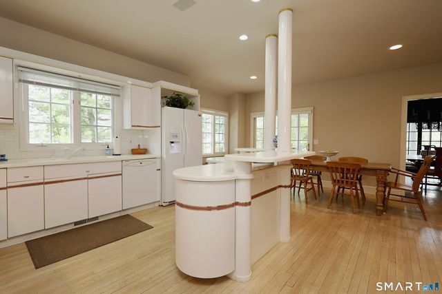 323 Main Street, Ridgefield, CT 06877