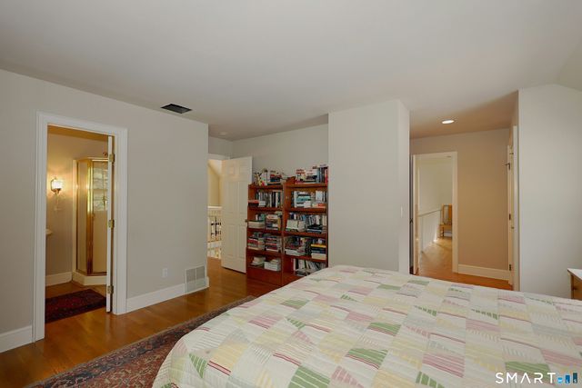 323 Main Street, Ridgefield, CT 06877