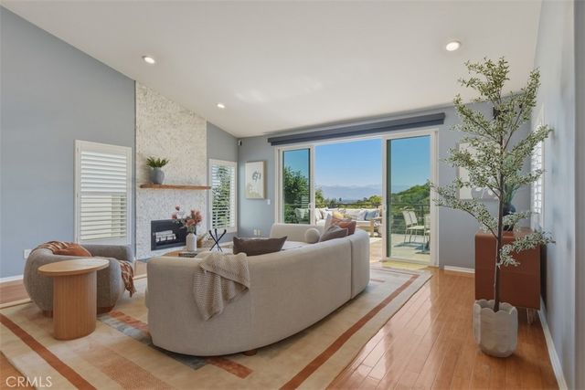 15059 Rayneta Drive, Sherman Oaks, CA 91403