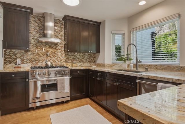 15059 Rayneta Drive, Sherman Oaks, CA 91403
