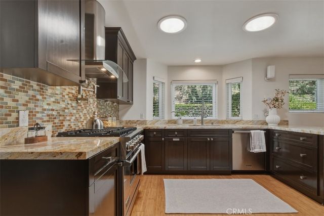 15059 Rayneta Drive, Sherman Oaks, CA 91403
