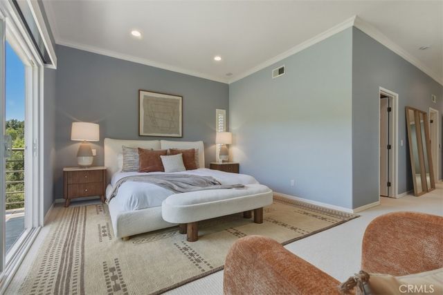 15059 Rayneta Drive, Sherman Oaks, CA 91403