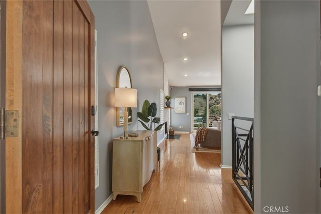 15059 Rayneta Drive, Sherman Oaks, CA 91403