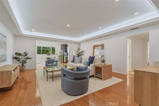 15059 Rayneta Drive, Sherman Oaks, CA 91403