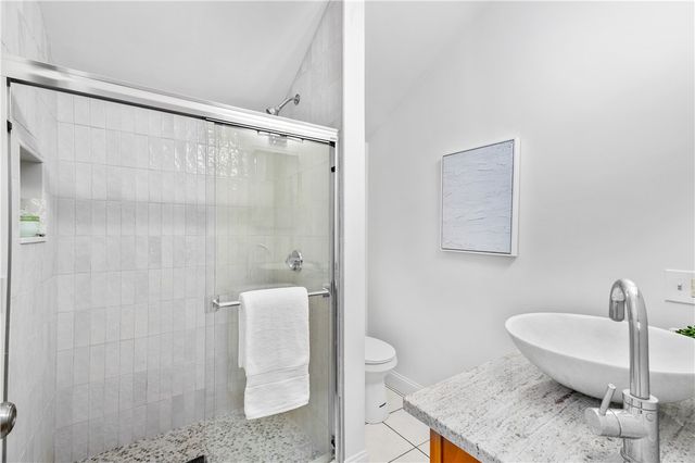 29 Wiliam Street, Tiverton, RI 02878