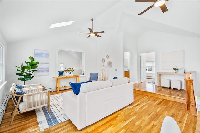 29 Wiliam Street, Tiverton, RI 02878