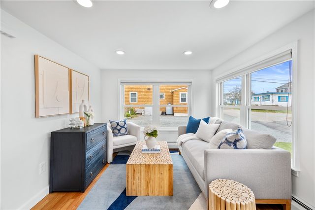 29 Wiliam Street, Tiverton, RI 02878