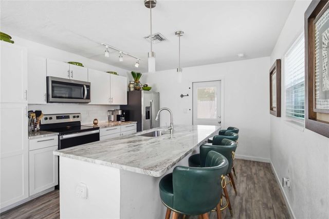 2565 BROWNING STREET, Sarasota, FL 34237