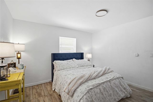 2565 BROWNING STREET, Sarasota, FL 34237