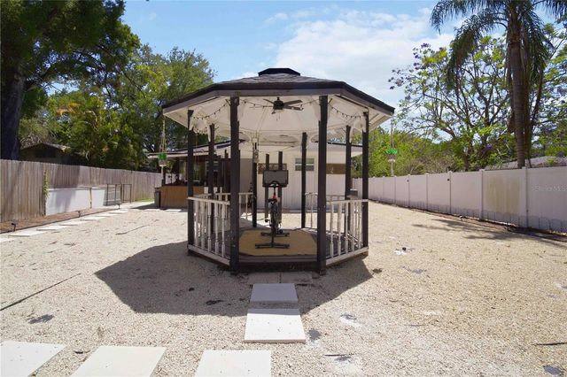 2565 BROWNING STREET, Sarasota, FL 34237