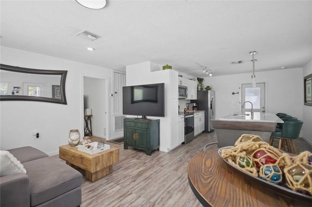 2565 BROWNING STREET, Sarasota, FL 34237