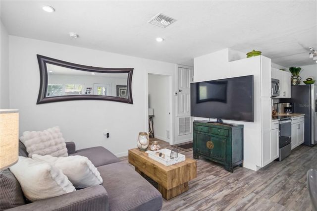 2565 BROWNING STREET, Sarasota, FL 34237