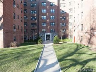 465 E Lincoln Avenue 411, Mount Vernon, NY 10552