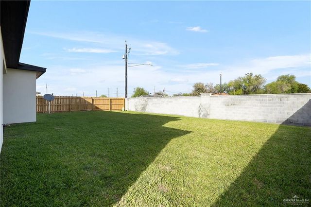 3118 N Elm Street, Edinburg, TX 78542
