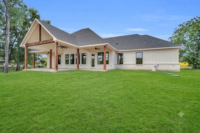 1071 Trumbull, Ferris, TX 75125