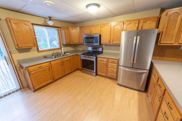 W7791 Dakota Circle, Westfield, WI 53964